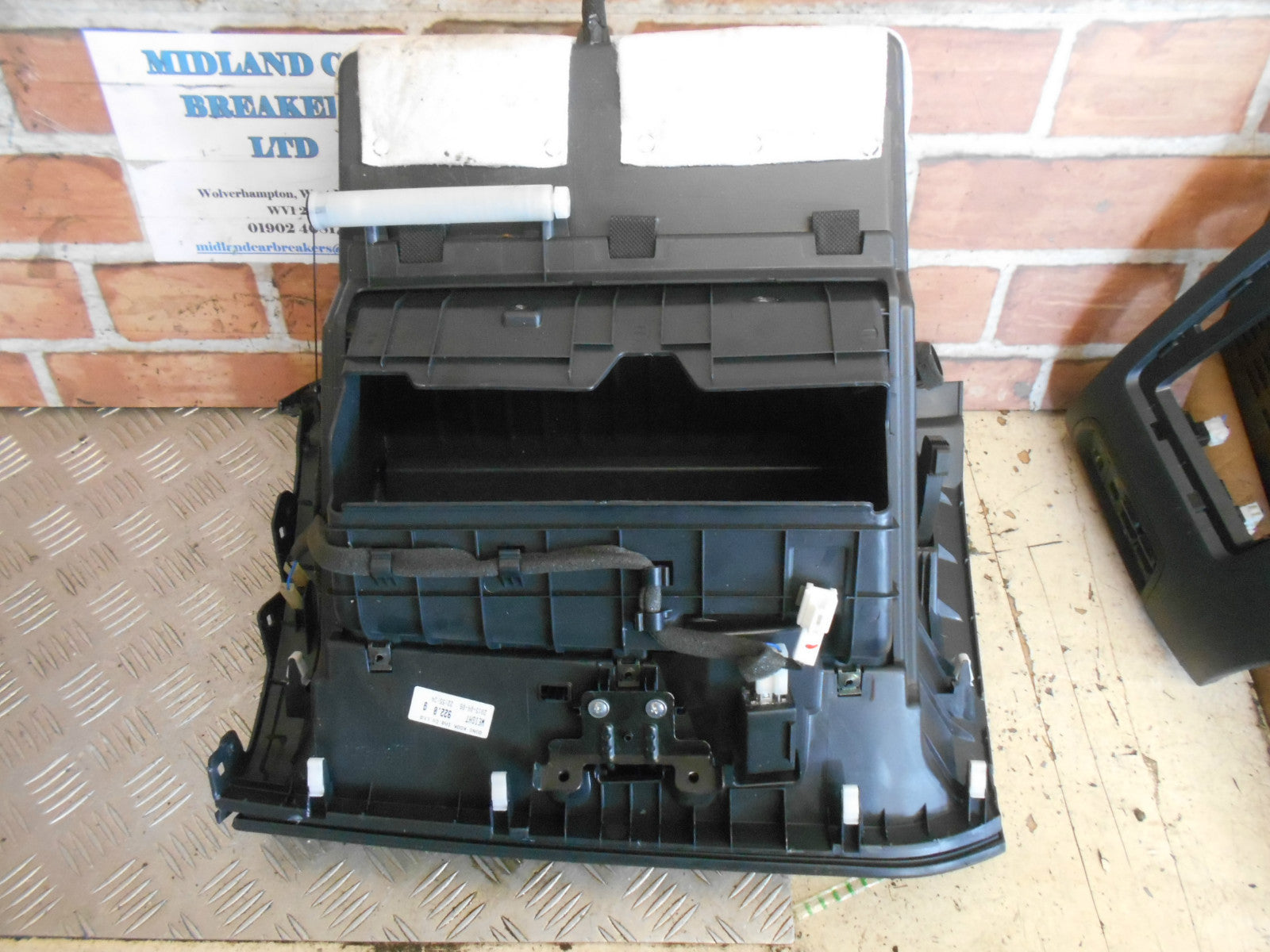 KIA RIO MK3 2015 INTERIOR STORAGE GLOVEBOX GLOVE BOX  84512-1W910