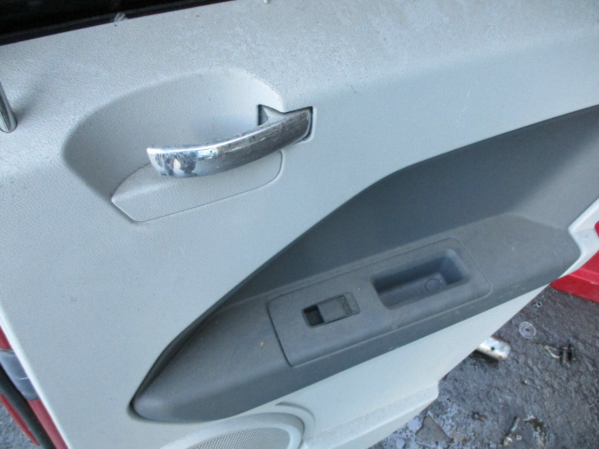 DODGE CALIBER 2008 COMPLETE OSR DRIVER SIDE REAR DOOR GLASS HANDLE CARD IN RED
