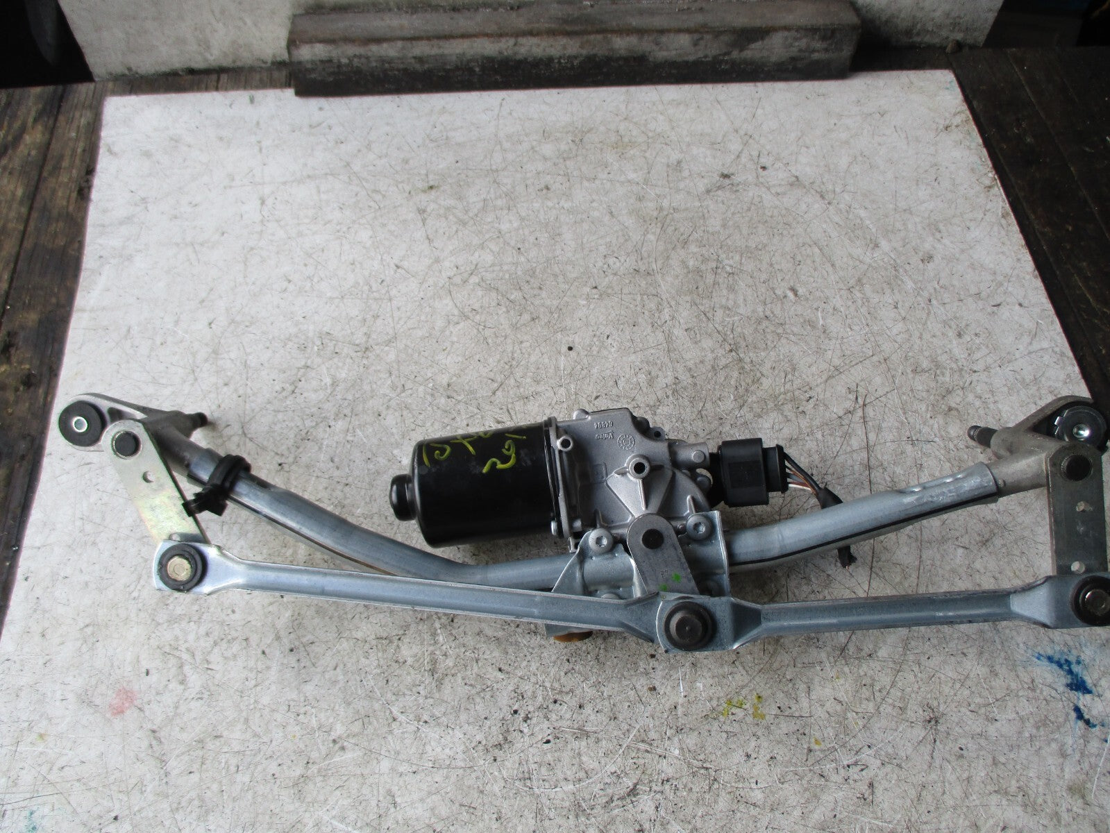 JAGUAR XE 2017 FRONT WIPER MOTOR & LINKAGE GX7317500BC