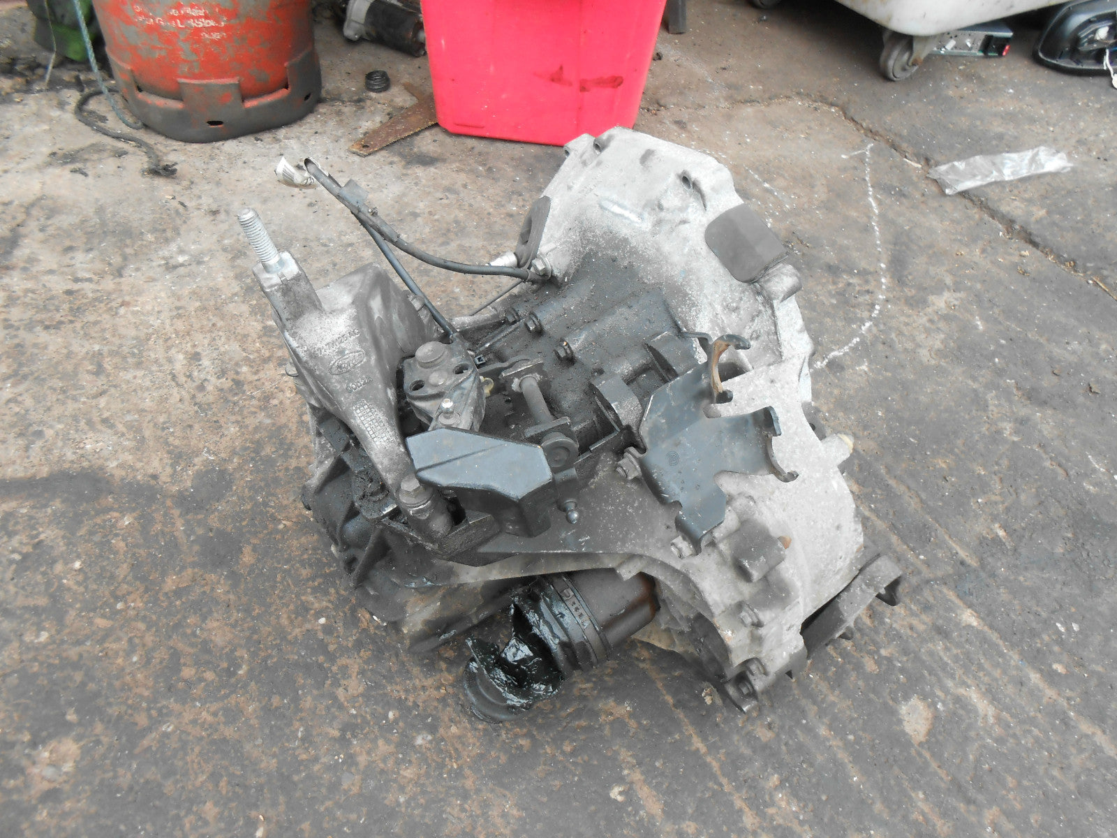 FORD MONDEO MK3 2003 1.8 16V ZETEC 5 SPEED MANUAL GEARBOX GEAR BOX 1S7R7F0986AC