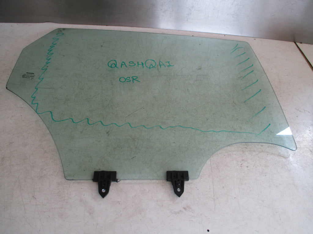 NISSAN QASHQAI J11 MK2 OSR DRIVER SIDE REAR DOOR WINDOW GLASS