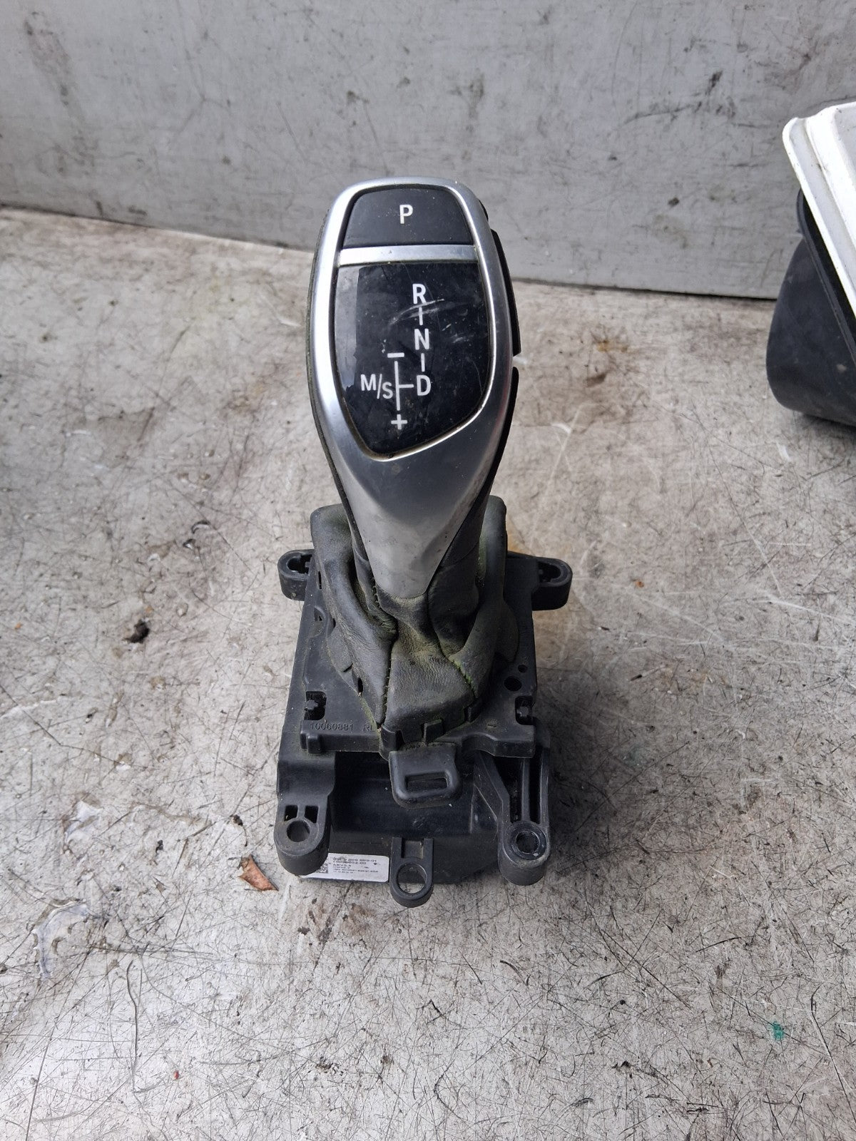 2017 BMW 420 AUTOMATIC GEAR STICK GEAR SELECTOR 10060881