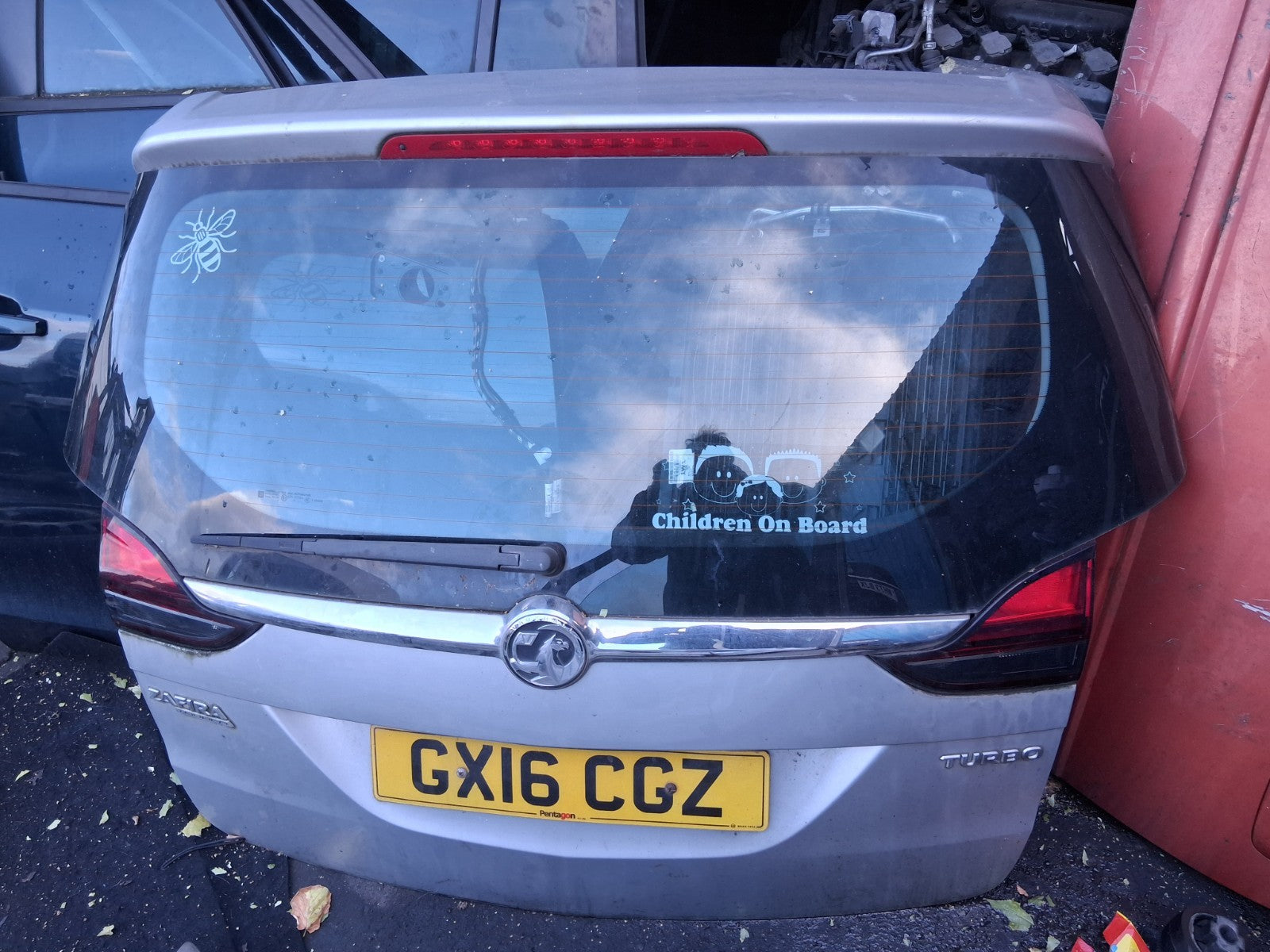 2016 VAUXHALL ZAFIRA C MK3 BARE REAR BOOTLID TAILGATE GLASS ARGON SILVER Z176