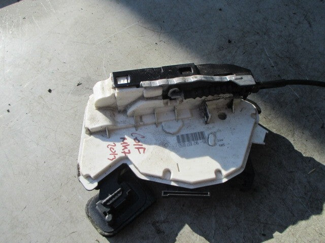 2013 VOLKSWAGEN GOLF MK7 LOCK MECH AND DOOR HANDLE BRACKET 5K2837016D 5N0837885H