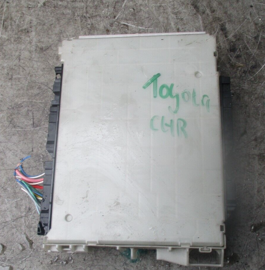 TOYOTA CHR CLIMATE CONTROL UNIT PP-TD30