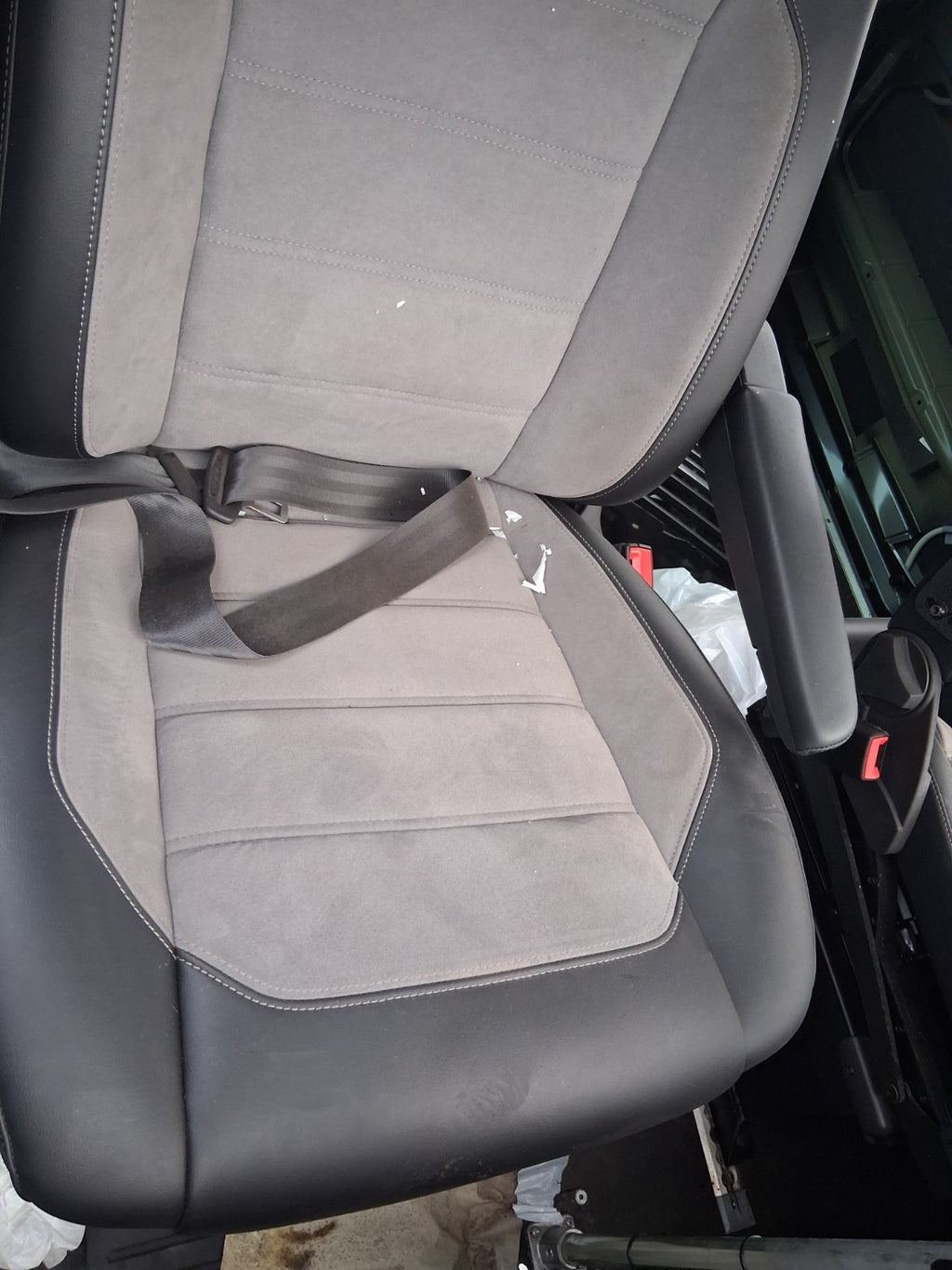 2023 VOLKSWAGEN CARAVELLE T6.1 OSF DRIVER SIDE FRONT RIGHT HEATED SEAT COMPLETE