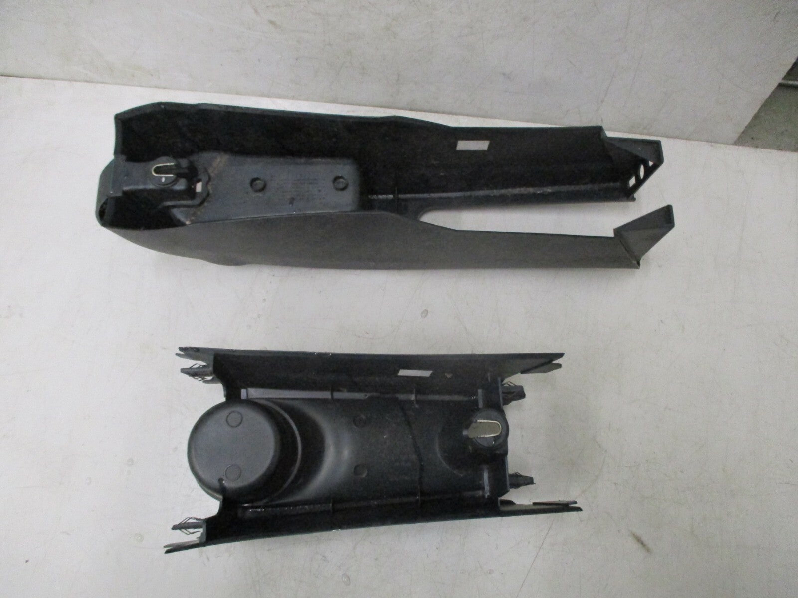 FORD KA MK2 2014 CENTRE CONSOLE CUP HOLDER HANDBRAKE SURROUND TRIM 735433913