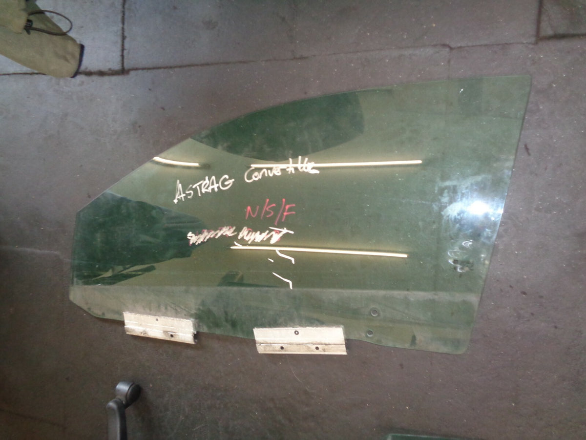 VAUXHALL ASTRA G CONVERTIBLE NS PASSENGER SIDE FRONT WINDOW GLASS