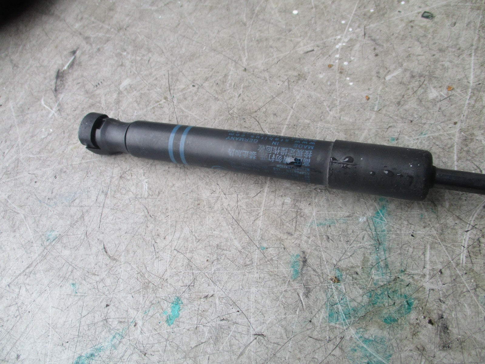 2017 BMW 320D BONNET GAS STRUTS RAMS 248570