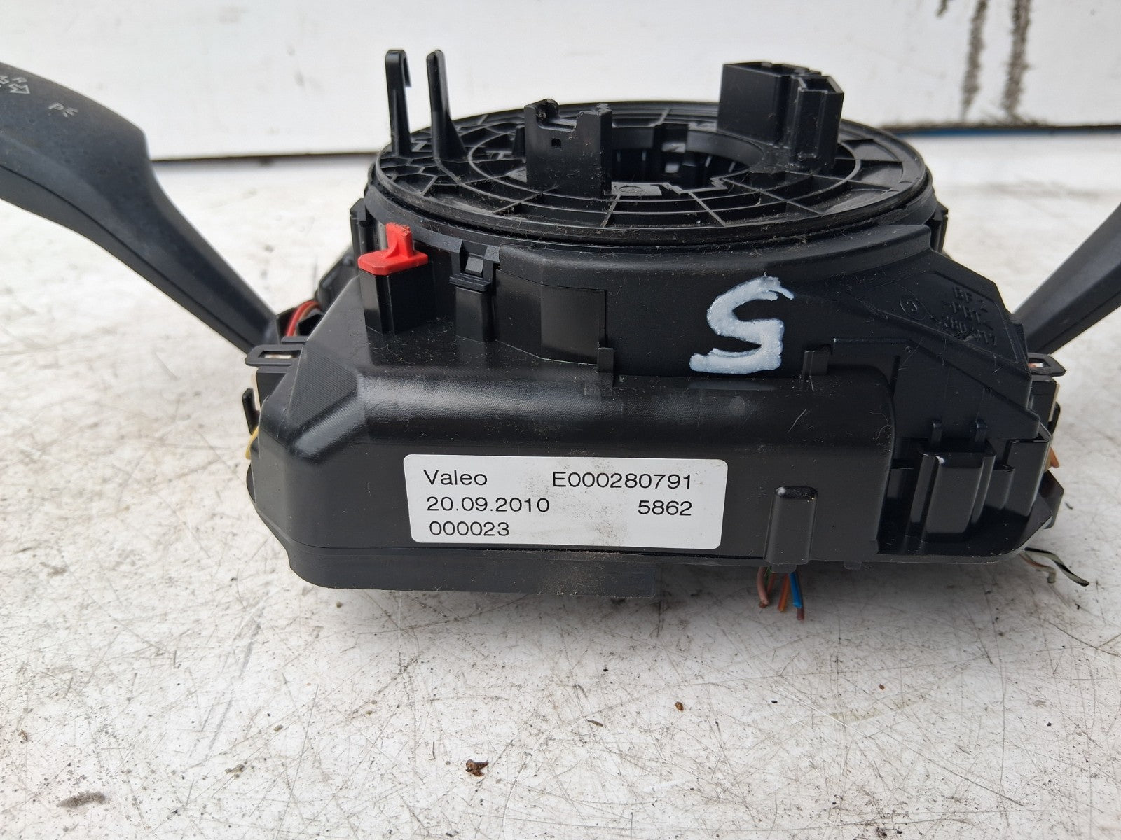 2010 BMW 5 SERIES F10 WIPER INDICATOR COMBINATION SWITCH 9234440