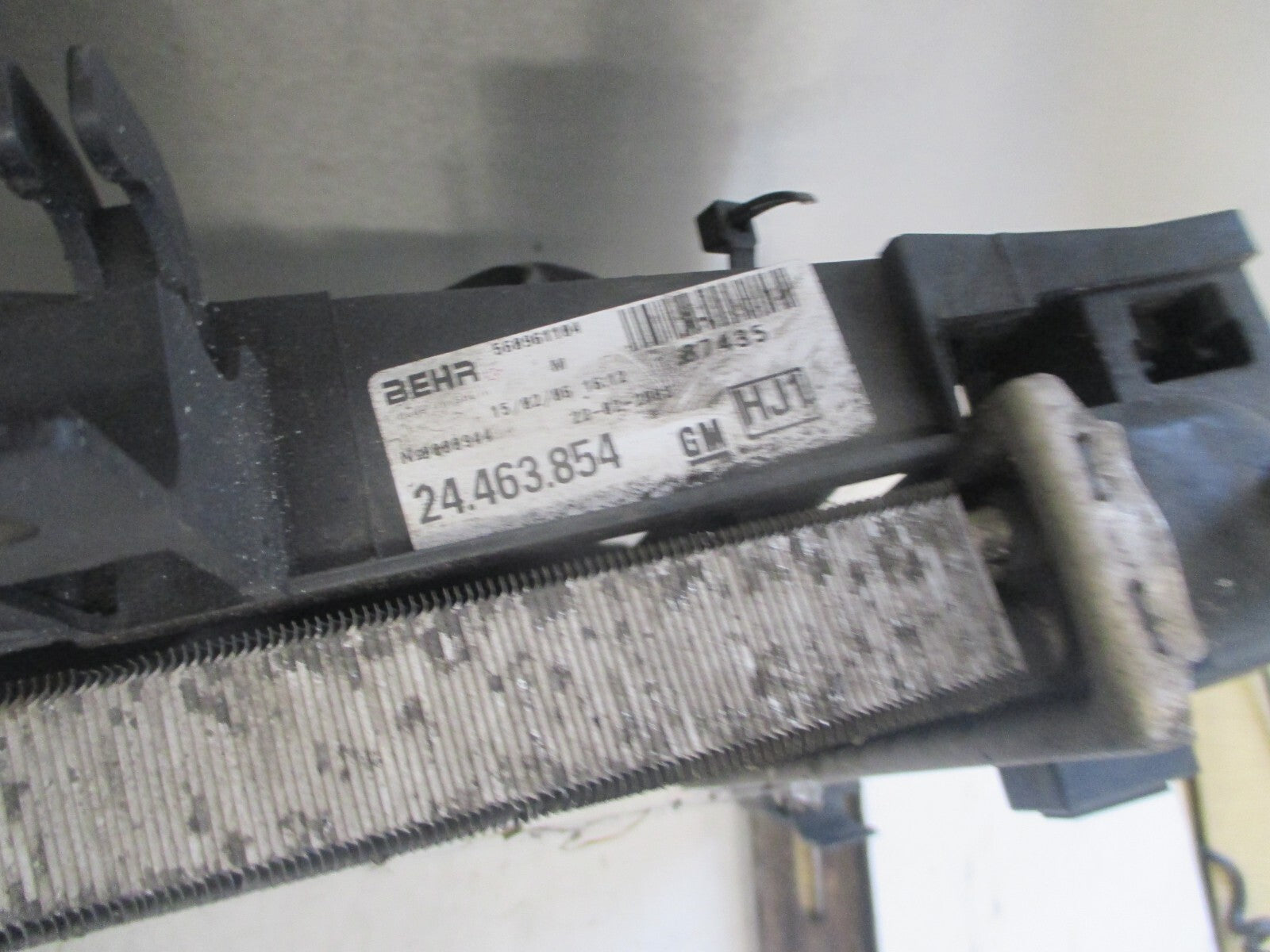 VAUXHALL CORSA C 2005 1.4 PETROL COMPLETE RADIATOR FAN 560961104 RP 41