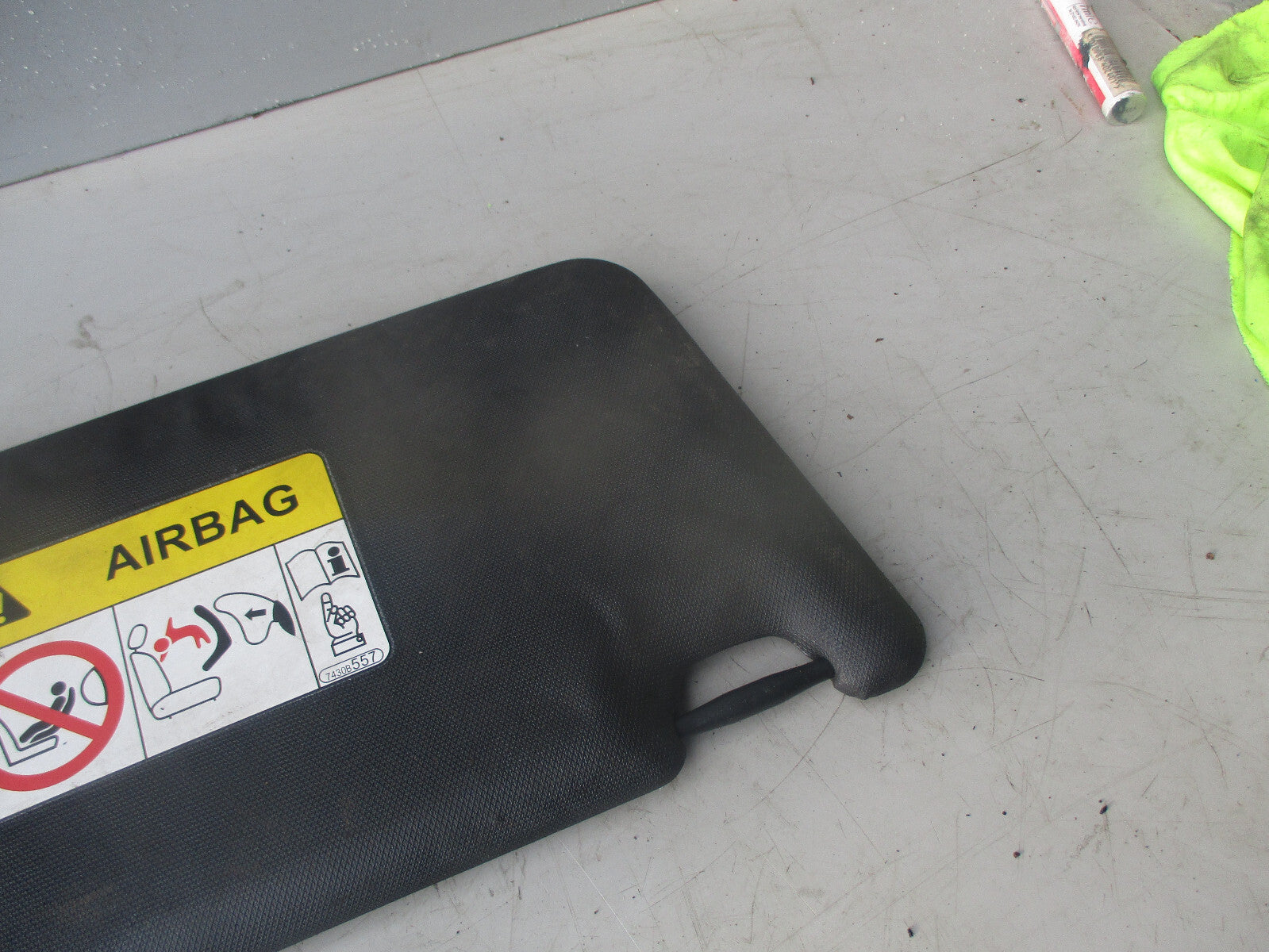 MITSUBISHI ASX GA 2015 NS PASSENGER SIDE SUNROOF SUN VISOR