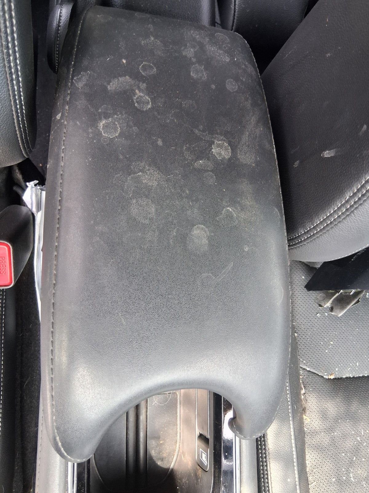 2020 HONDA HR-V FACELIFT CENTRE CONSOLE LEATHER ARM REST