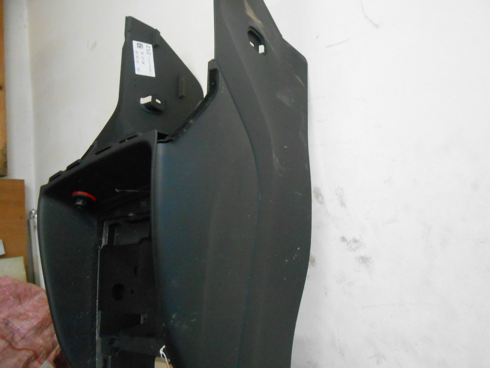 AUDI A3 8V 2013 CENTRE CONSOLE PLASTIC TRIM HANDBRAKE SURROUND 8V2863241