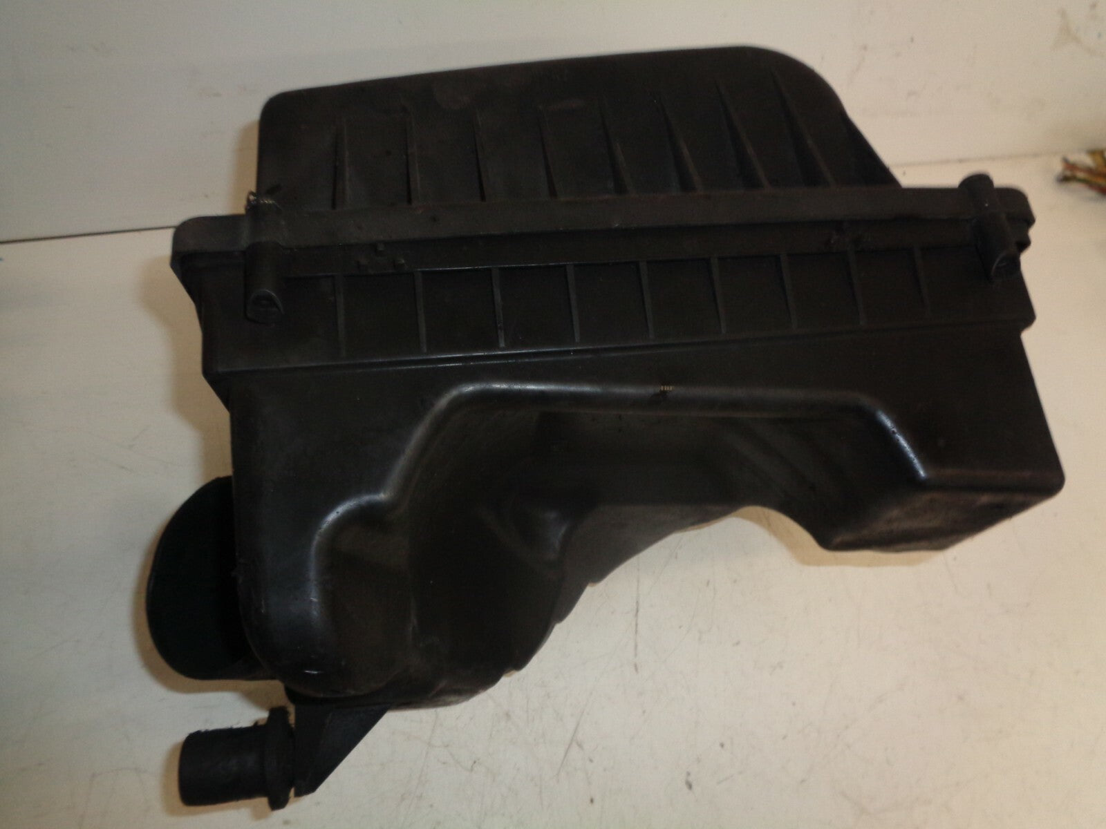 LONDON TAXI 2011 CAB TAXI TAXIS LTI TX4 AIR FILTER BOX