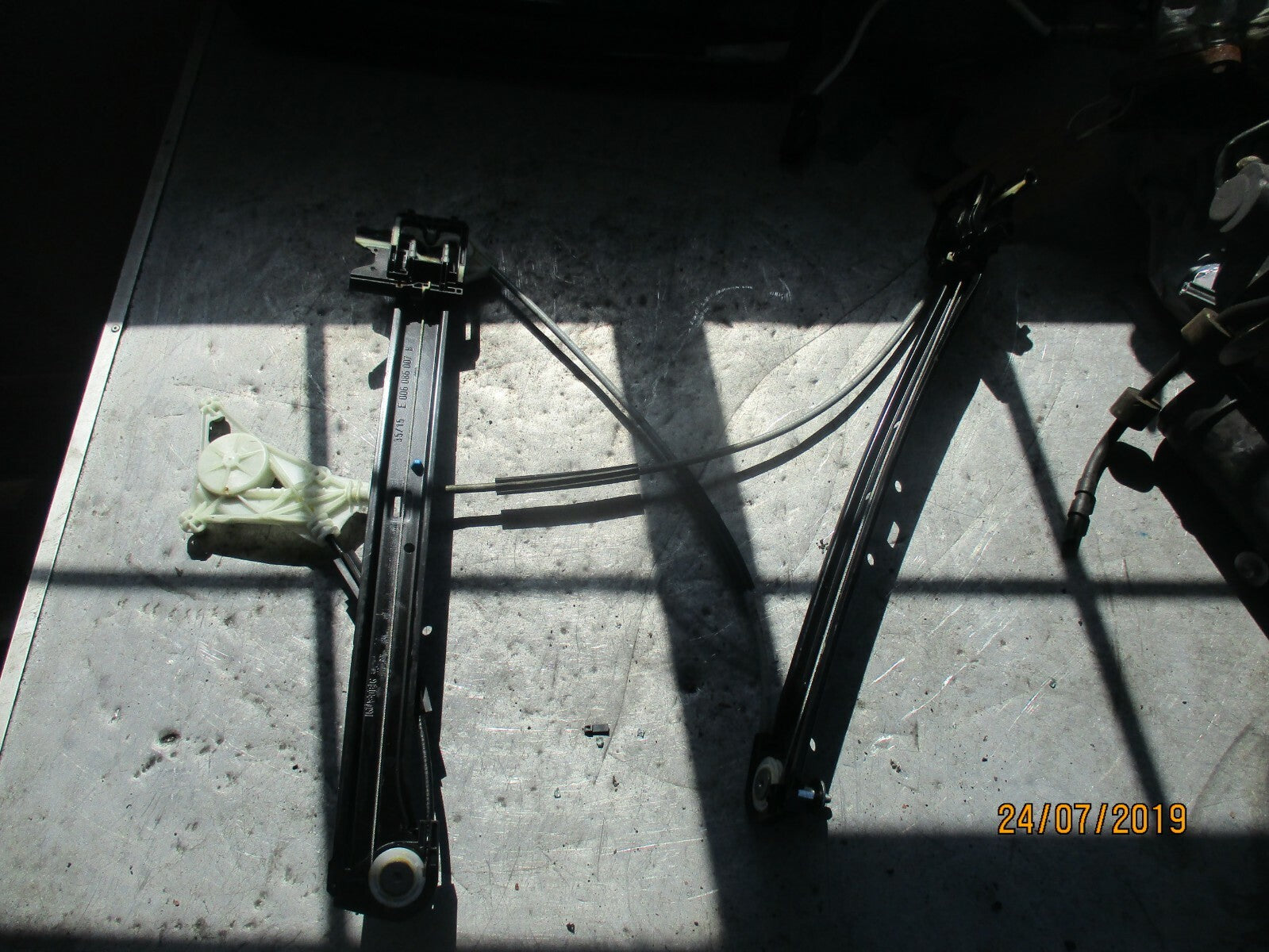 AUDI A3 8V (MK3) 1.6 S LINE DRIVER OFF SIDE FRONT WINDOW REGULATOR E006 086 007