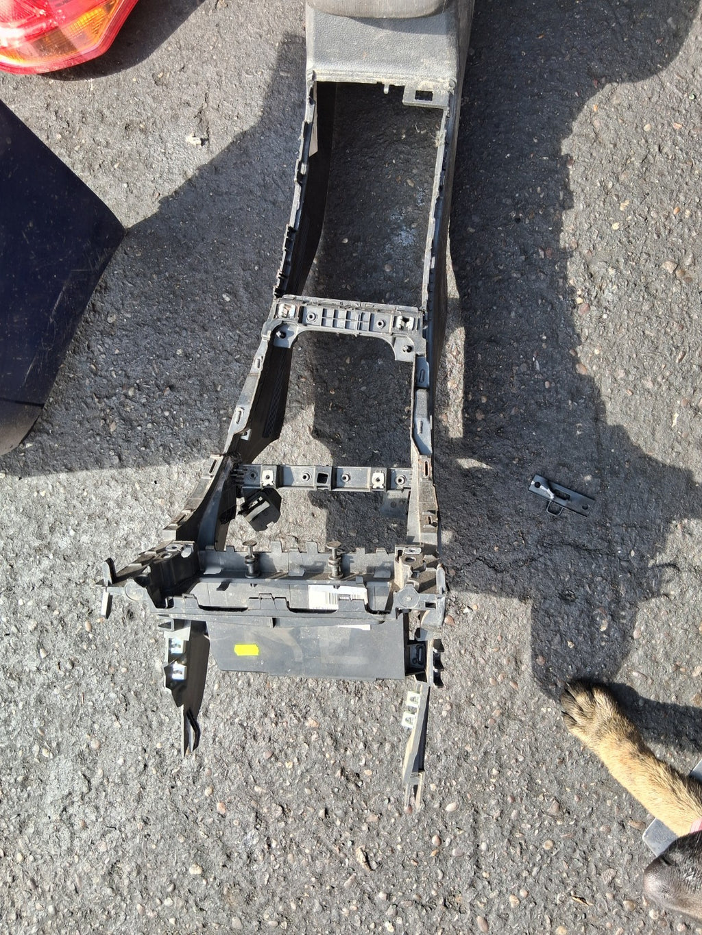 2013 VW VOLKSWAGEN GOLF MK7 CENTRE CONSOLE ARM REST TRIM PANEL