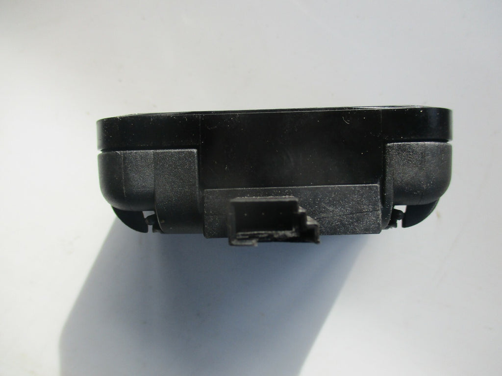 RENAULT LAGUNA MK2 WINDSCREEN RAIN SENSOR MODULE UNIT 8200063060
