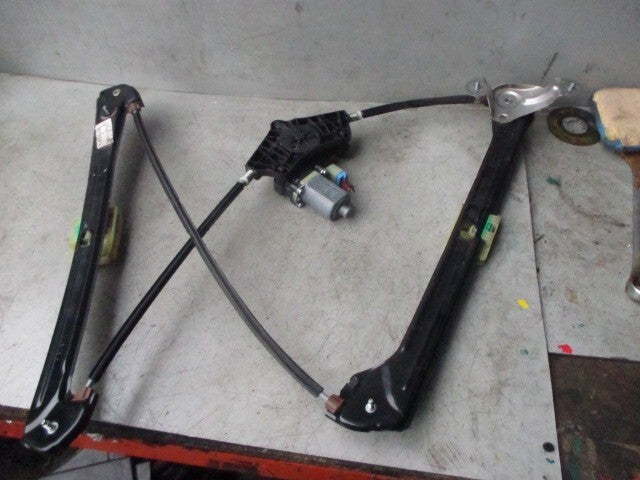 2017 VW GOLF MK7 OSF DRIVER SIDE FRONT WINDOW MOTOR & REGULATOR 5Q0959802C