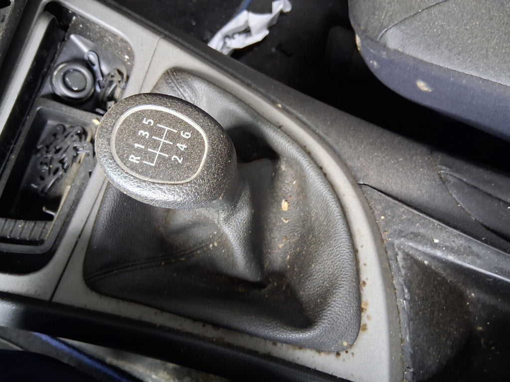 2011 BMW 1 SERIES MANUAL GEAR STICK GEAR SHIFTER GEAR LEVER
