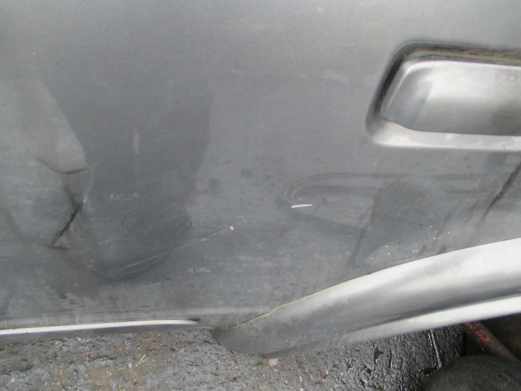 FORD EXPLORER 2000 NSR PASSENGER SIDE REAR COMPLETE DOOR PLATINUM METALLIC