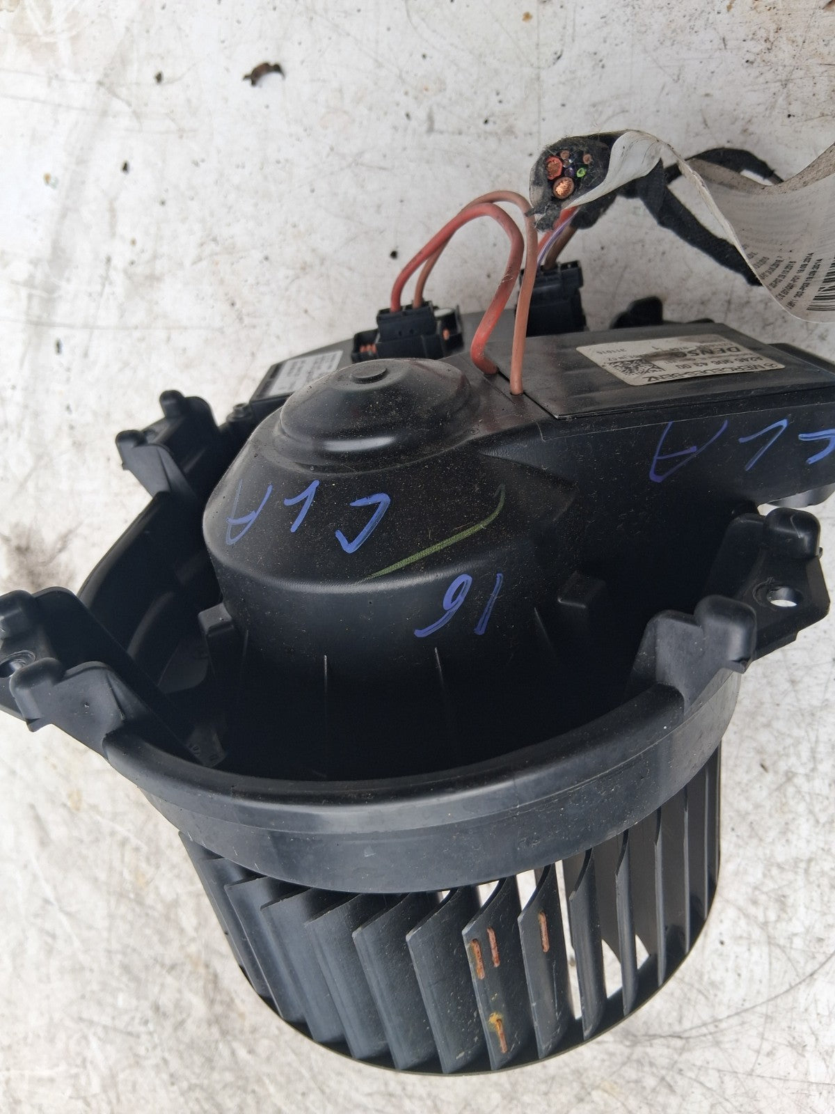 2016 MERCEDES BENZ CLA HEATER BLOWER MOTOR FAN A2469064300