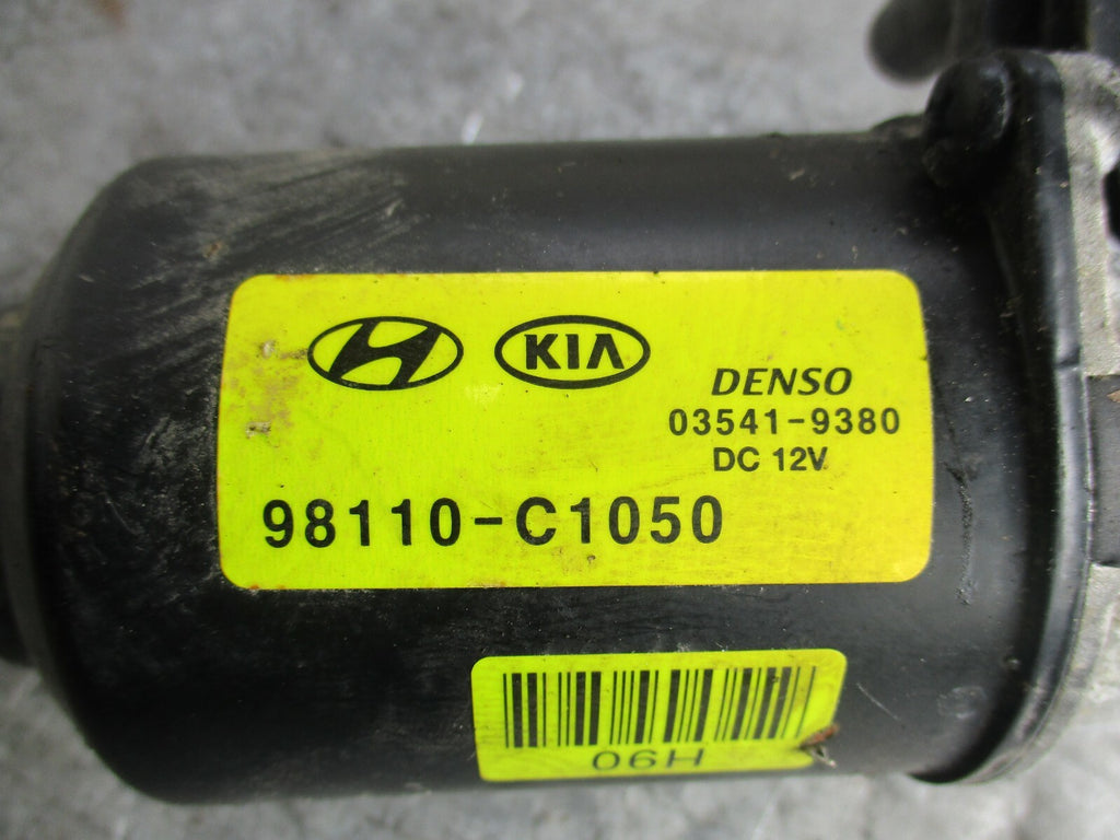 KIA RIO YB (MK4) WINDSCREEN WIPER MOTOR 98110C1050