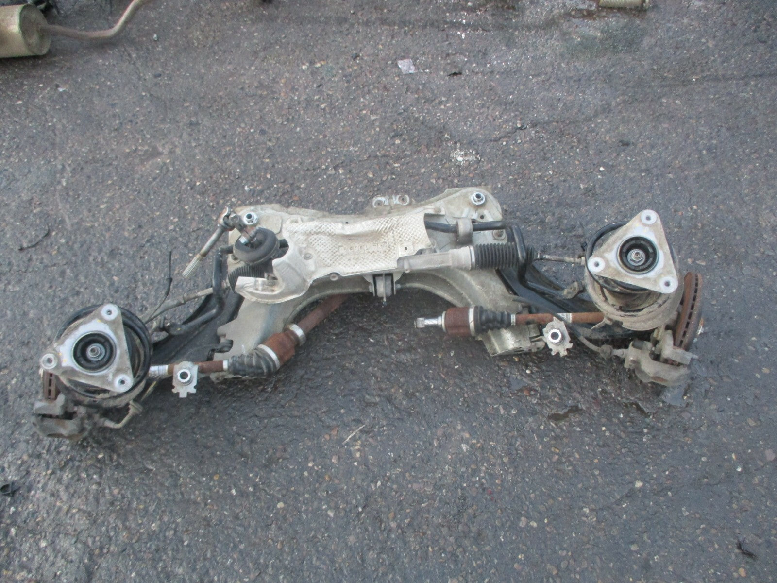 RENAULT CLIO X98 MK4 2019 0.9 PETROL FRONT AXLE HUBS SHOCKS SUB FRAME SPRINGS