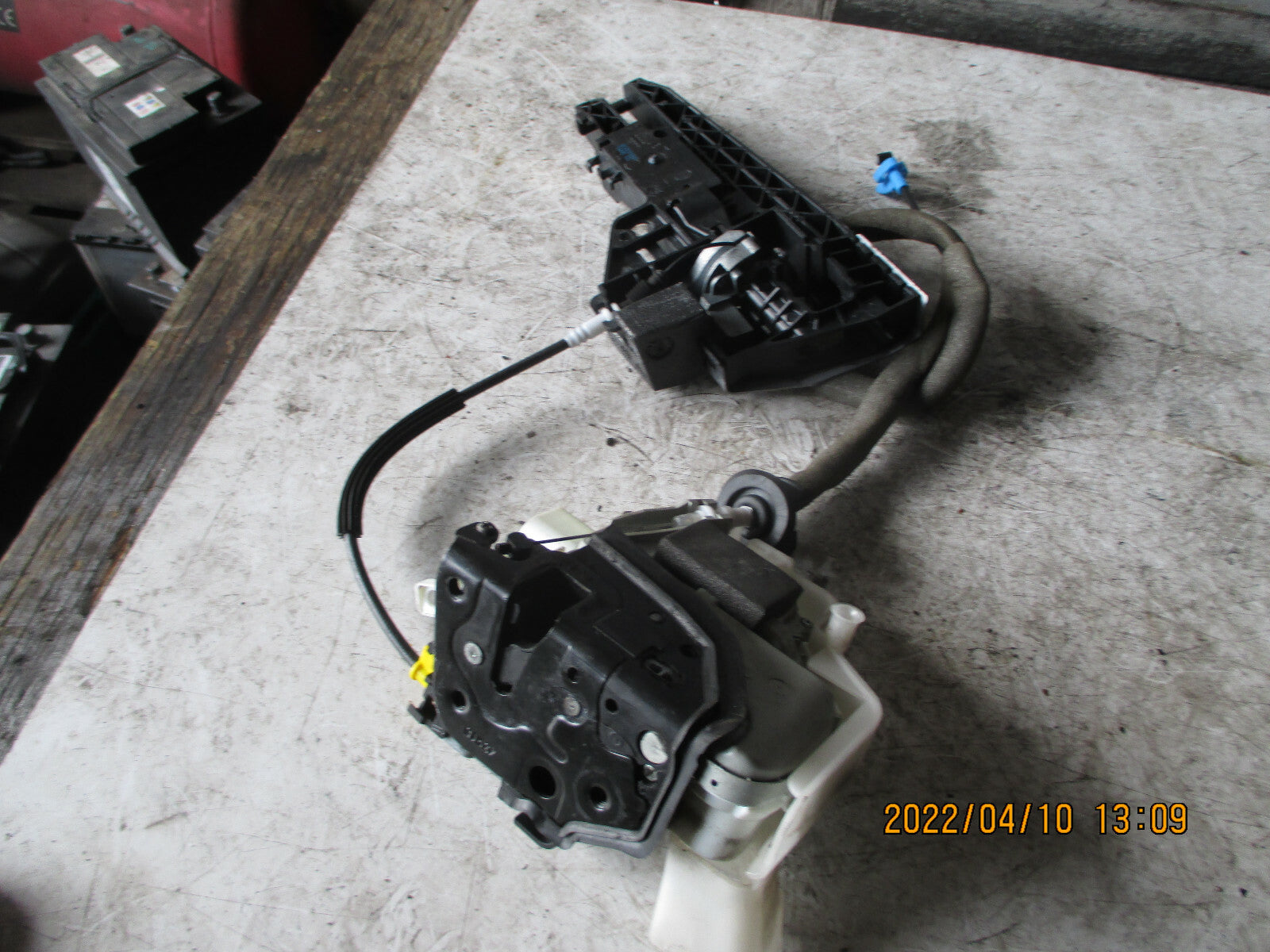 AUDI A1 2015 5 DOOR 8X OSF DRIVER SIDE FRONT DOOR LOCK MECHANISM
