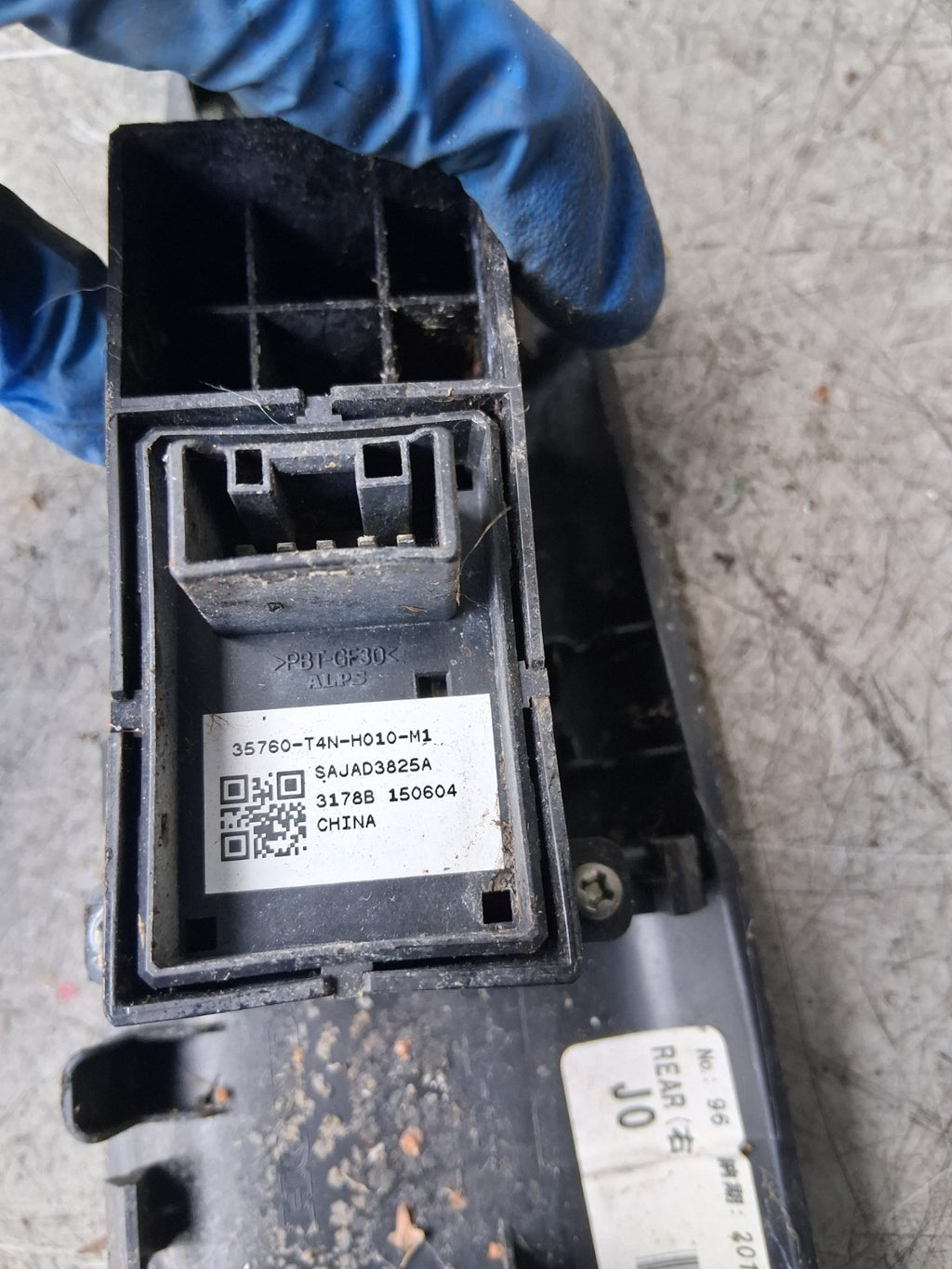 2019 HONDA JAZZ WINDOW CONTROL SWITCH SAJAD3825A