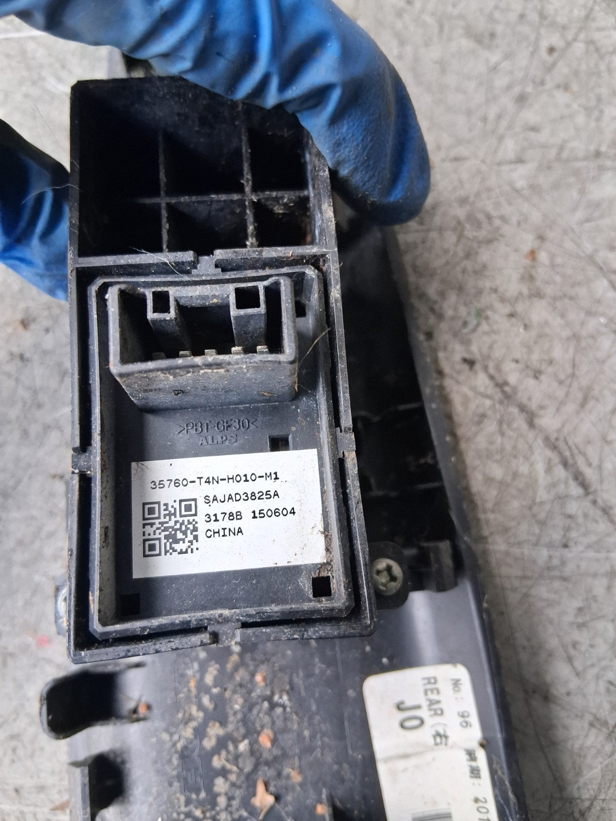 2019 HONDA JAZZ WINDOW CONTROL SWITCH SAJAD3825A