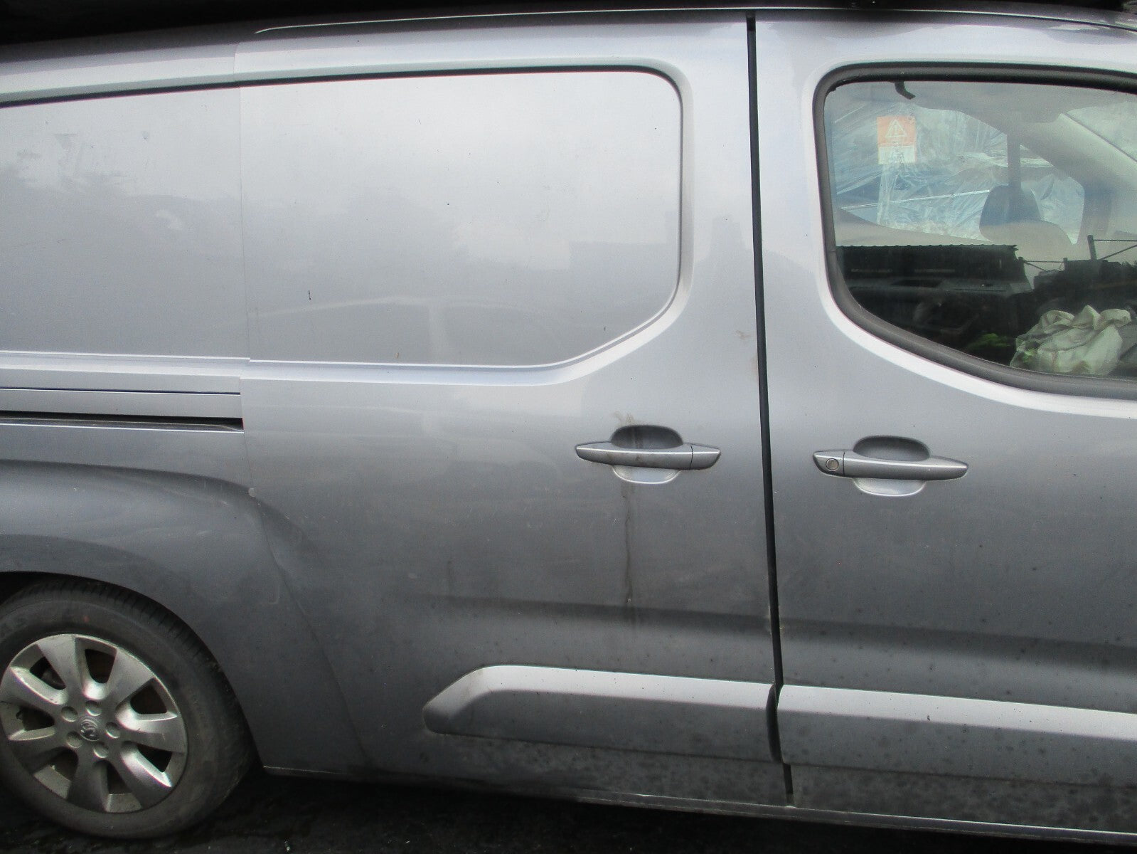 2019 VAUXHALL COMBO E MK4 OS DRIVER SIDE SLIDING BARE DOOR GREY MET KCA
