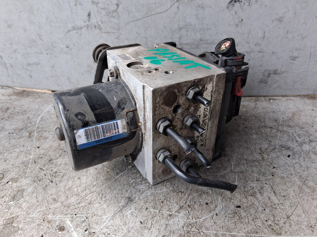 2006 VOLKSWAGEN PASSAT B6 1.9 DIESEL ABS PUMP CONTROL MODULE