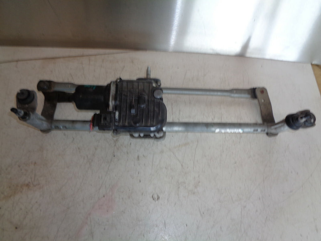 VW VOLKSWAGEN SCIROCCO 2011 MK3 FRONT WIPER MOTOR + LINKAGE 1K8955023G