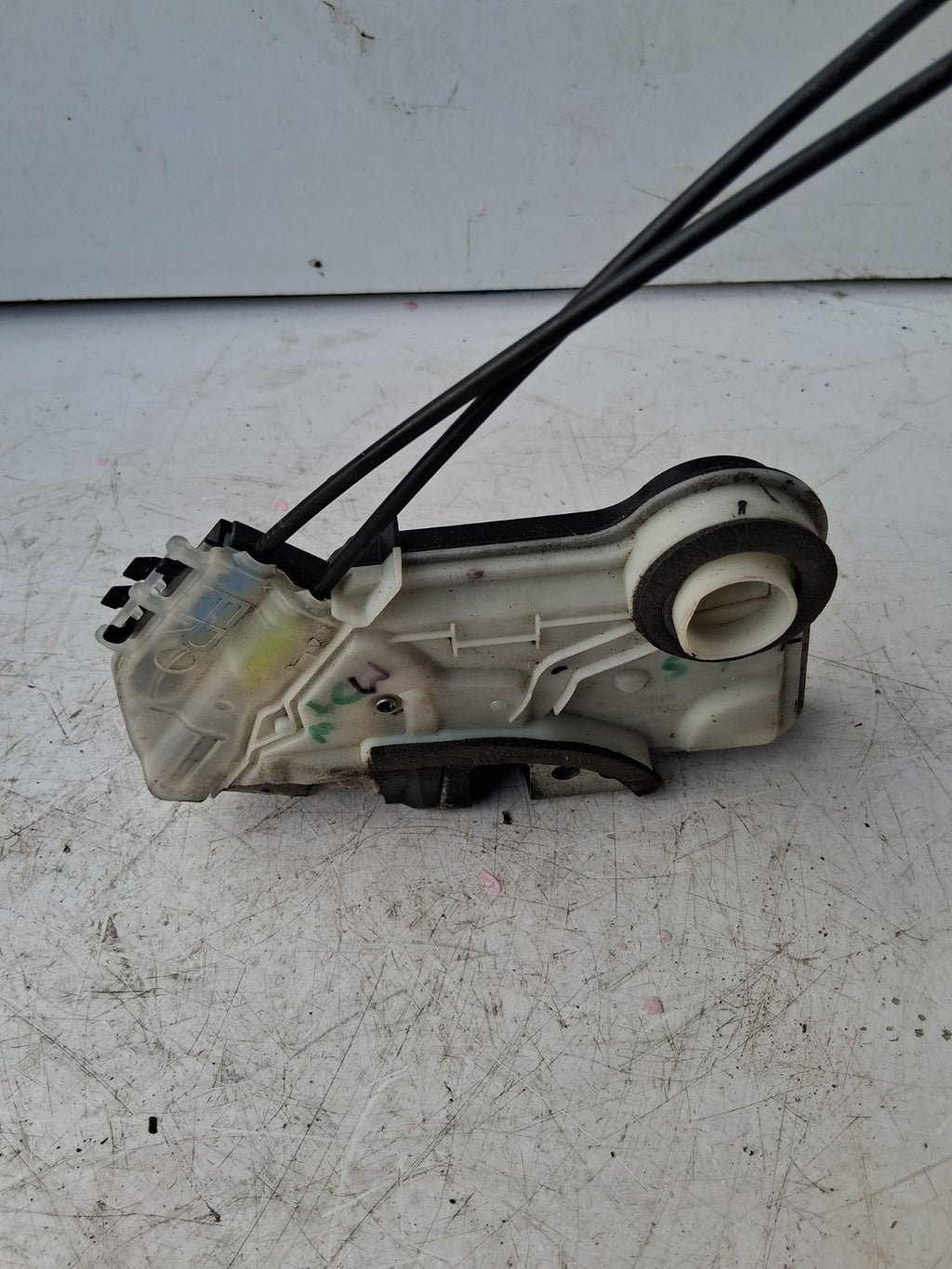 2019 TOYOTA AYGO MK2 2019 OSF DRIVER SIDE FRONT DOOR LOCK MECHANISM