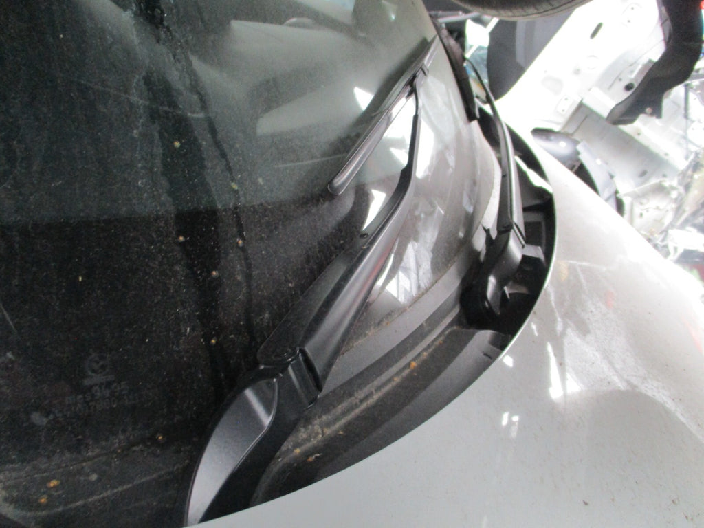 2023 MAZDA 2 MK3 DJ FRONT WINDSCREEN WIPER MOTOR LINKAGES