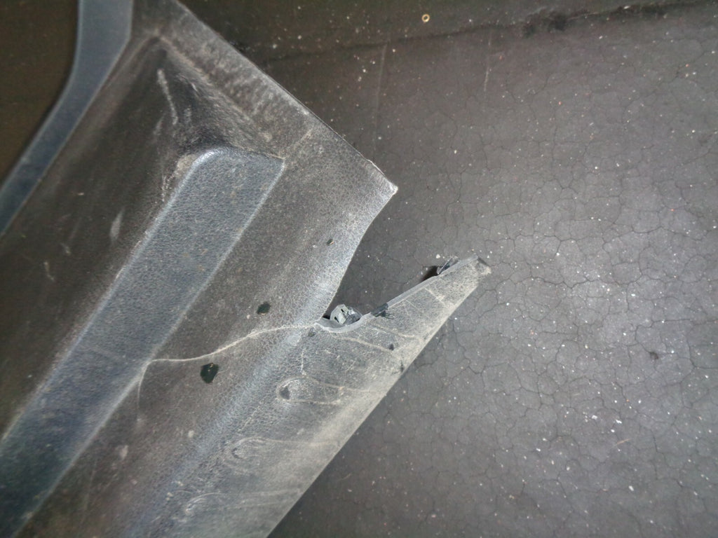 NISSAN JUKE F15 2015 TAILGATE BOOT INTERIOR TRIM 84992BV81A DAMAGED