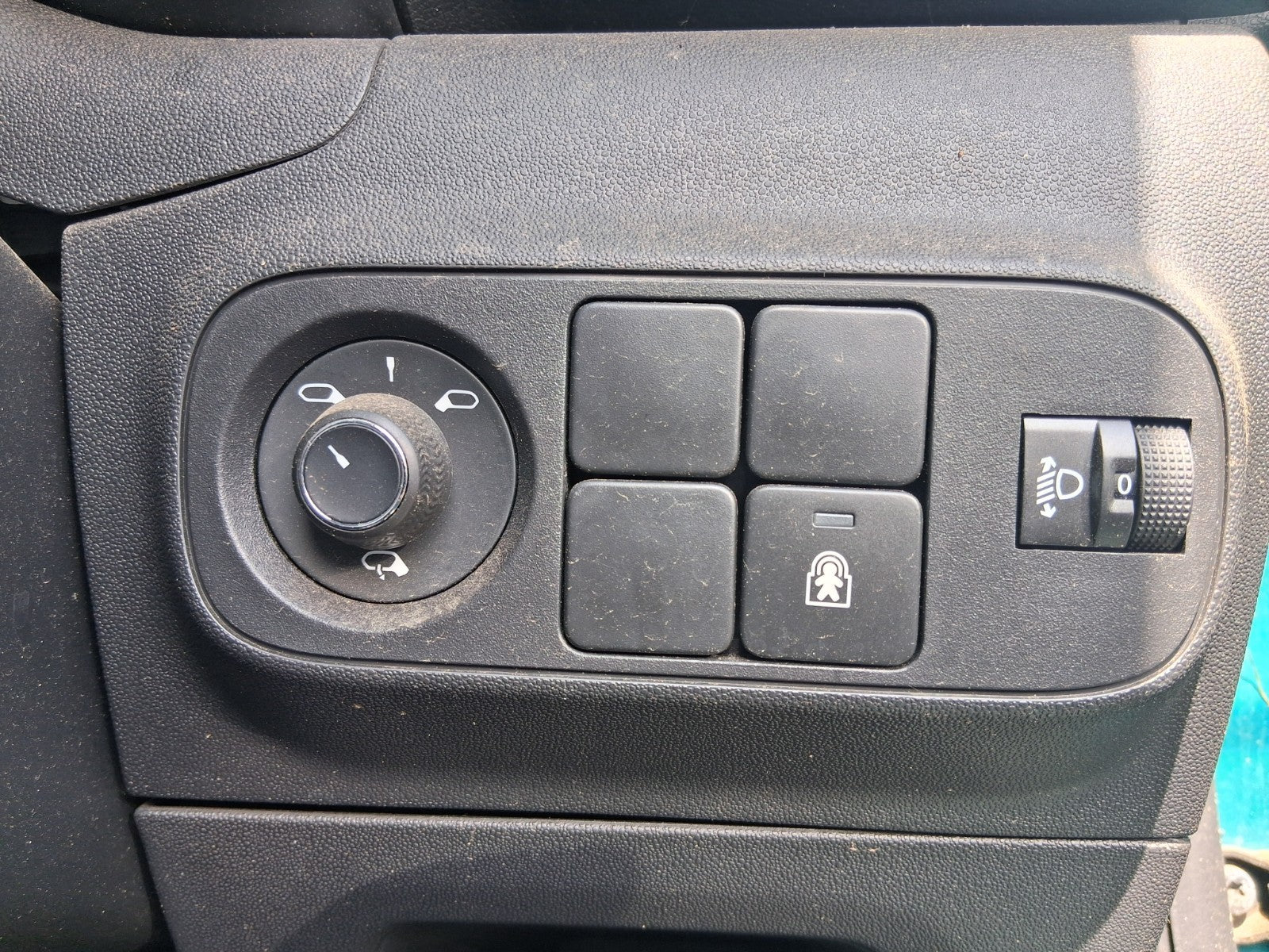 2023 CITREOEN C3 MK3 POWERFOLD WING MIRROR CONTROL SWITCH