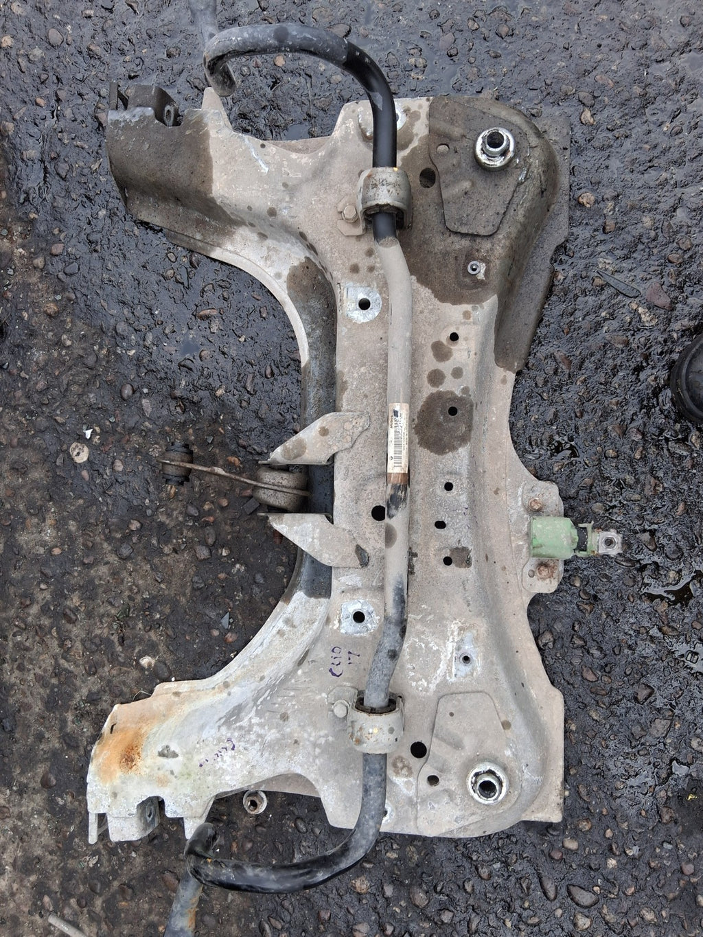 2017 RENAULT CLIO X98 MK4 1.5 DIESEL FRONT SUBFRAME