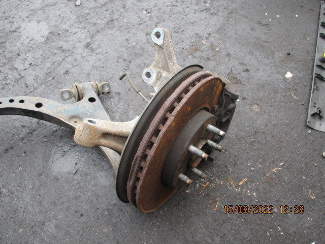 VAUXHALL ASTRA K 2018 1.4 PETROL OS DRIVER SIDE FRONT HUB WITH BRAKE CALIPER