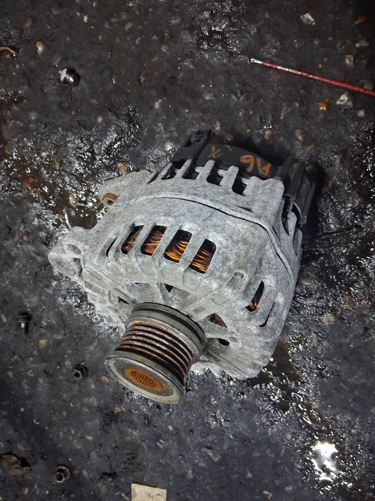 2017 AUDI A6 C7 2.0 DIESEL ALTERNATOR 04L903017