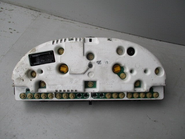 MERCEDES BENZ ML W163 2000 PETROL SPEEDO SPEEDOMETER CLUSTER A1635400811