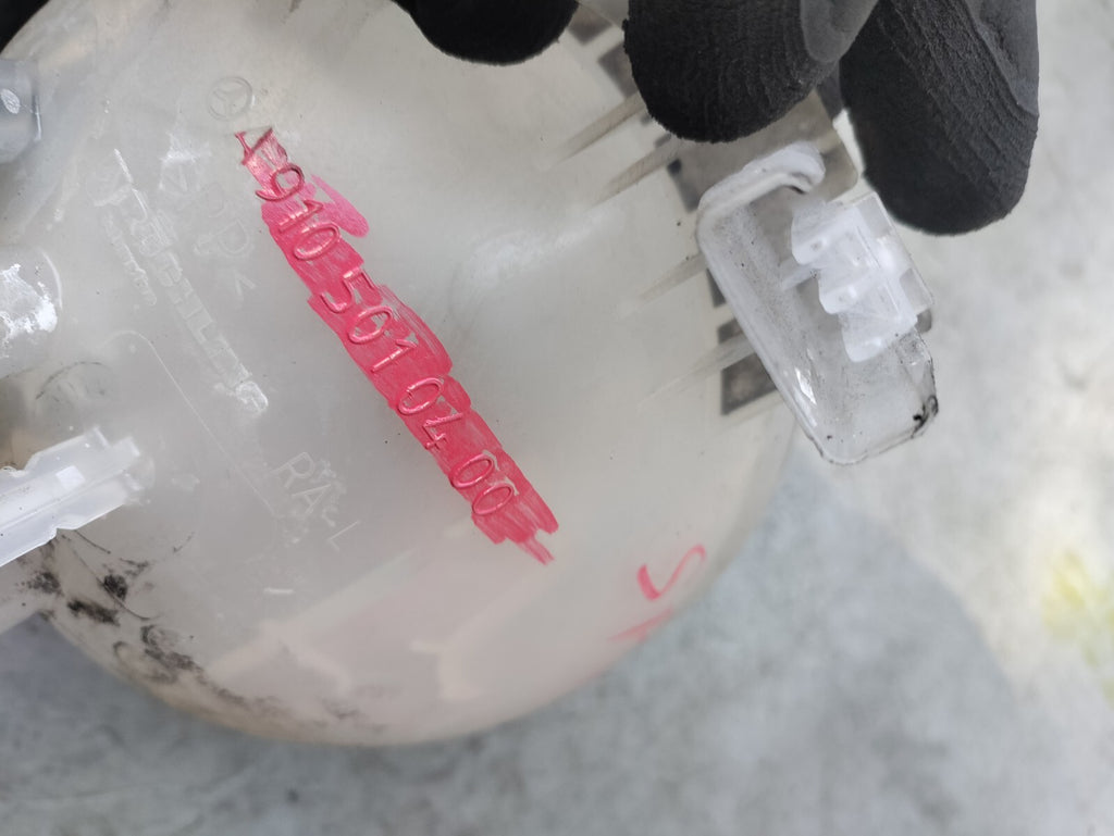 2021 MERCEDES BENZ SPRINTER W907 2.1 DIESEL EXPANSION OVERFLOW TANK A9105010400