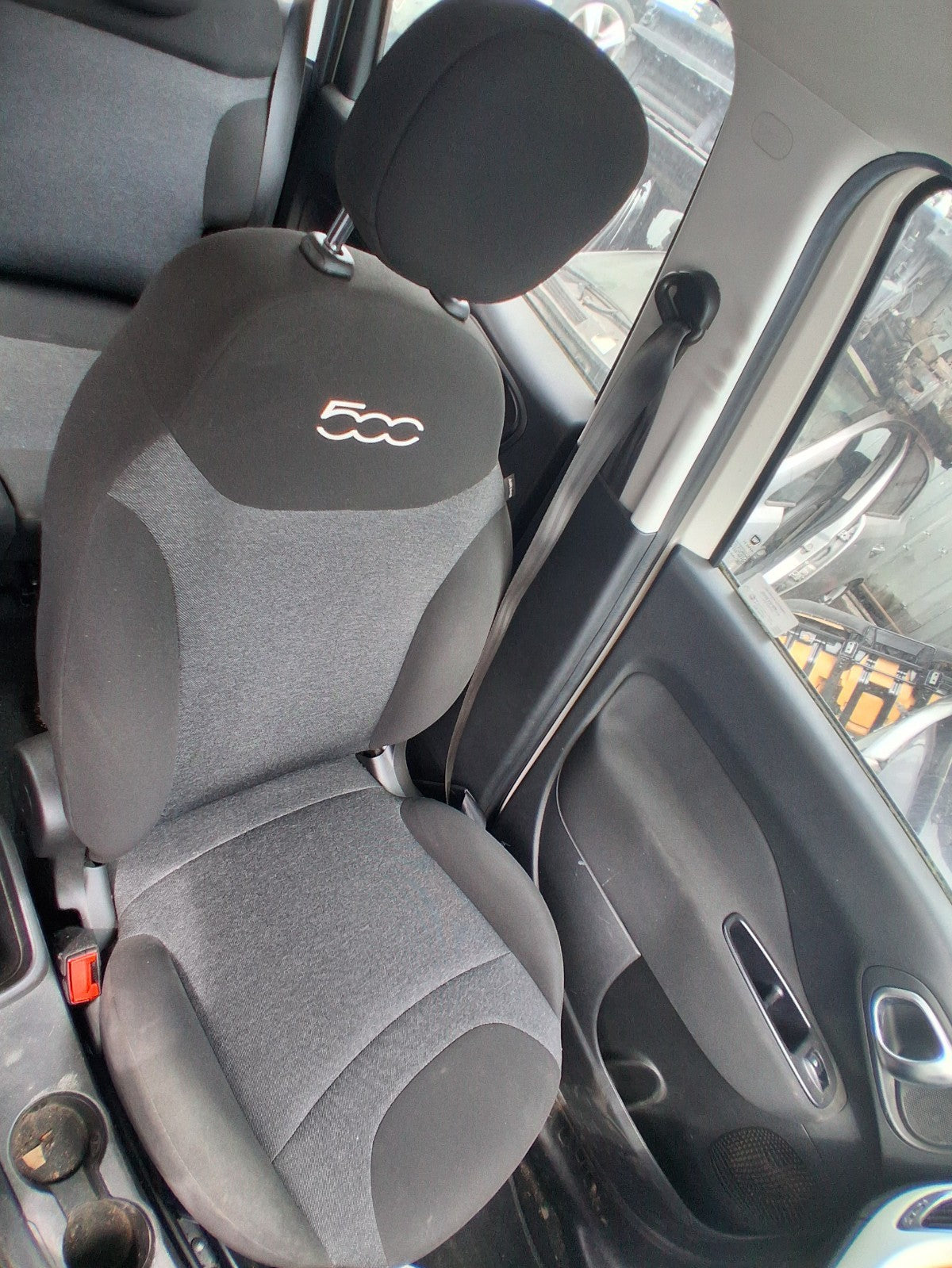 2019 FIAT 500L URBAN HATCH NSF PASSENGER SIDE FRONT COMPLETE SEAT FABRIC