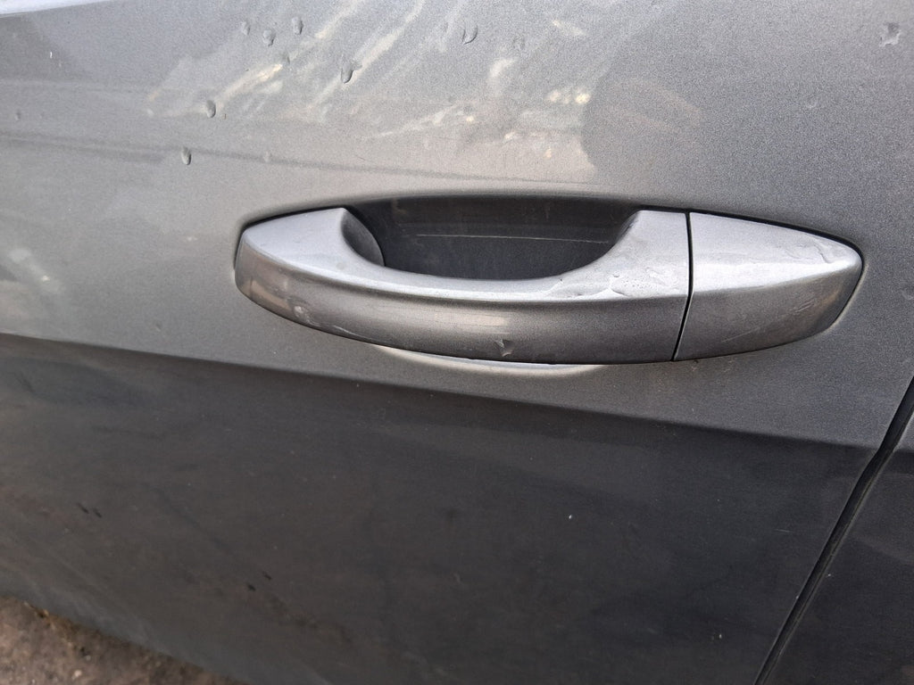 2016 VOLKSWAGEN GOLF MK7 NSF PASSENGER SIDE FRONT LEFT EXTERIOR DOOR HANDLE GREY