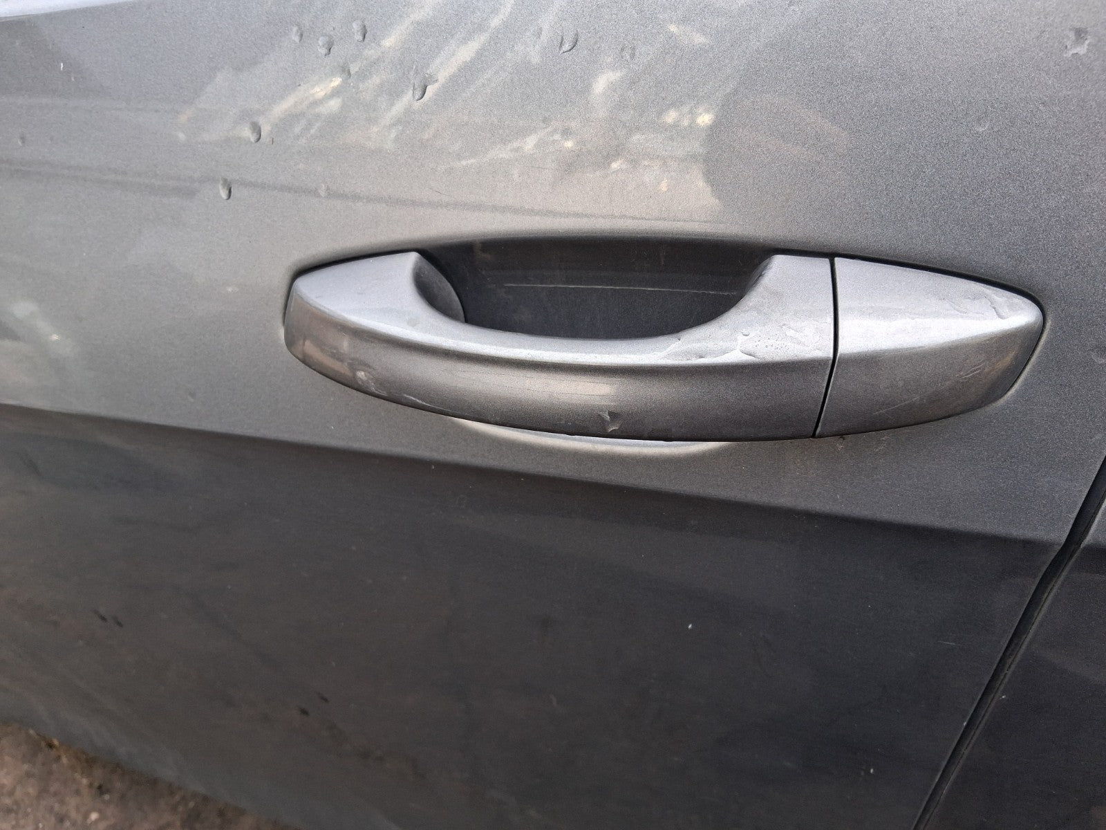 2016 VOLKSWAGEN GOLF MK7 NSF PASSENGER SIDE FRONT LEFT EXTERIOR DOOR HANDLE GREY