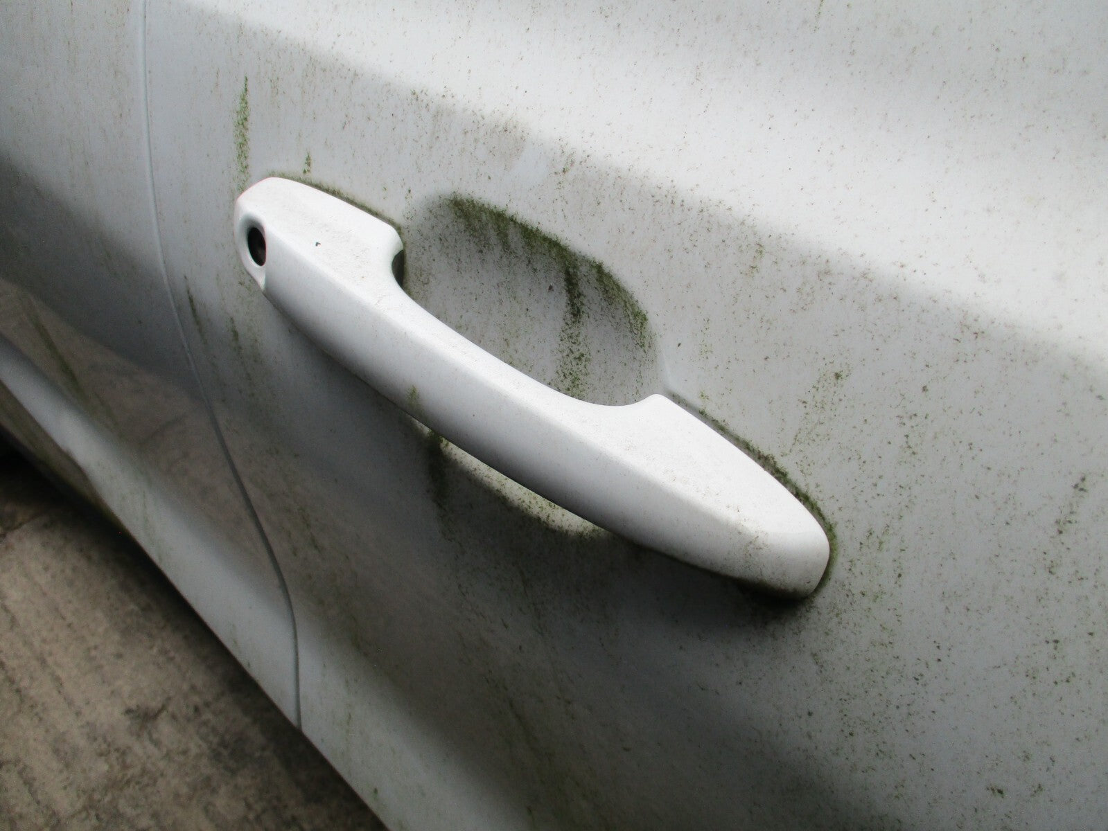 FORD FOCUS MK4 2021 OSF DRIVER SIDE FRONT EXTERIOR DOOR HANDLE FROZEN WHITE 5J