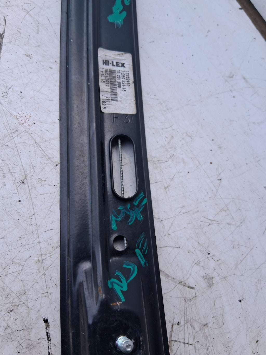 2013 FORD MONDEO NSF PASSENGER SIDE FRONT WINDOW REGULATOR AND MOTOR 13262410
