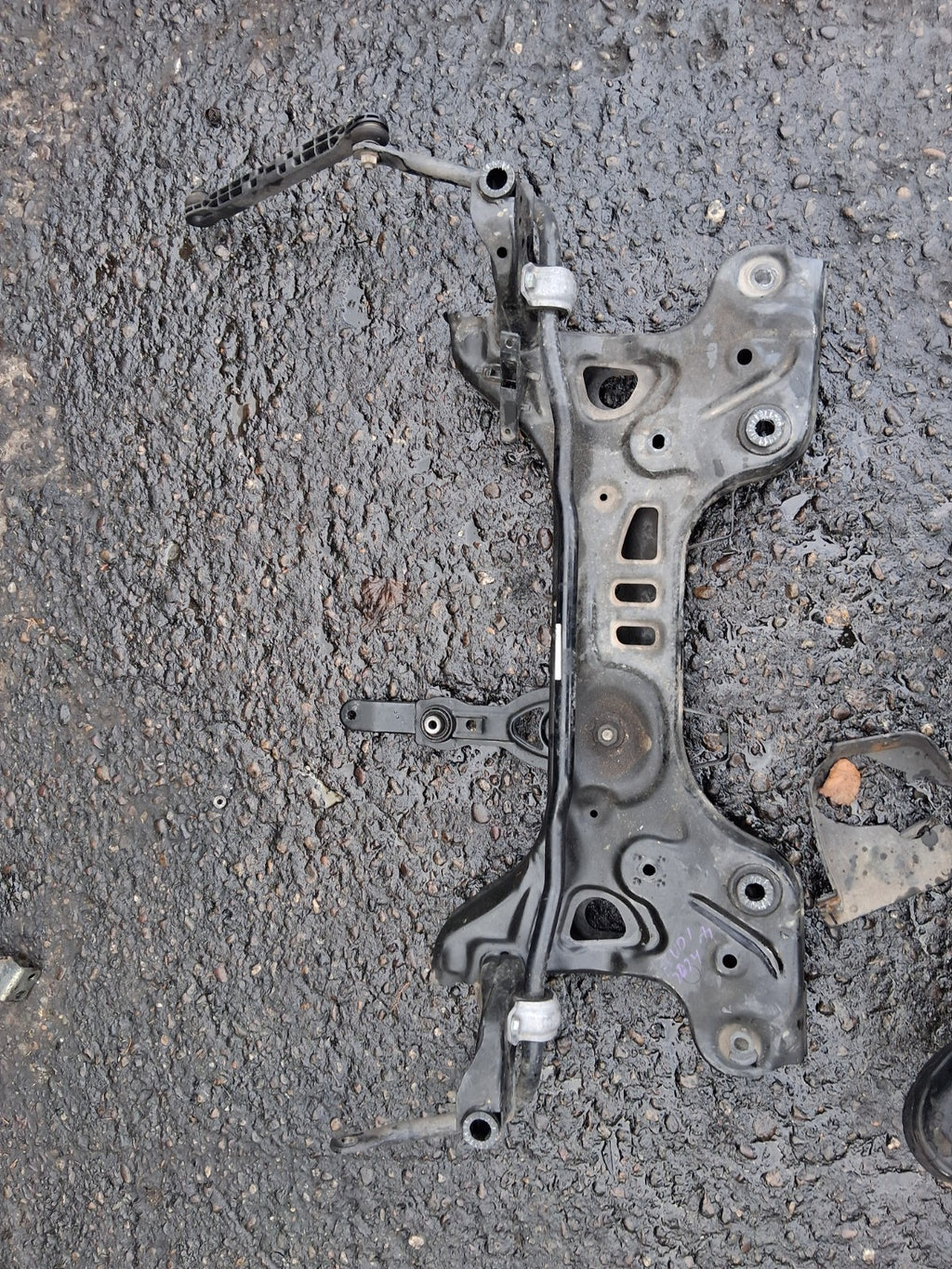 2024 AUDI A1 S LINE MK2 1.0 PETROL FRONT SUBFRAME WITH ANTIROL BAR 2Q0411303