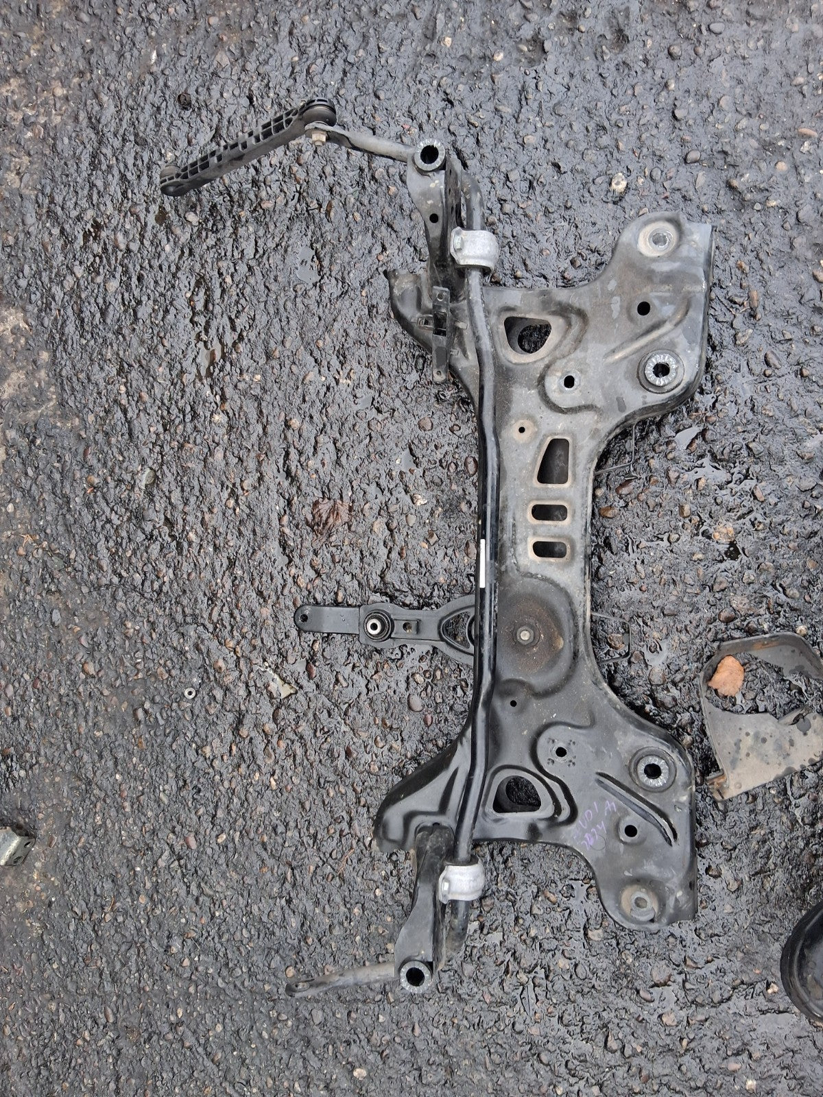 2024 AUDI A1 S LINE MK2 1.0 PETROL FRONT SUBFRAME WITH ANTIROL BAR 2Q0411303